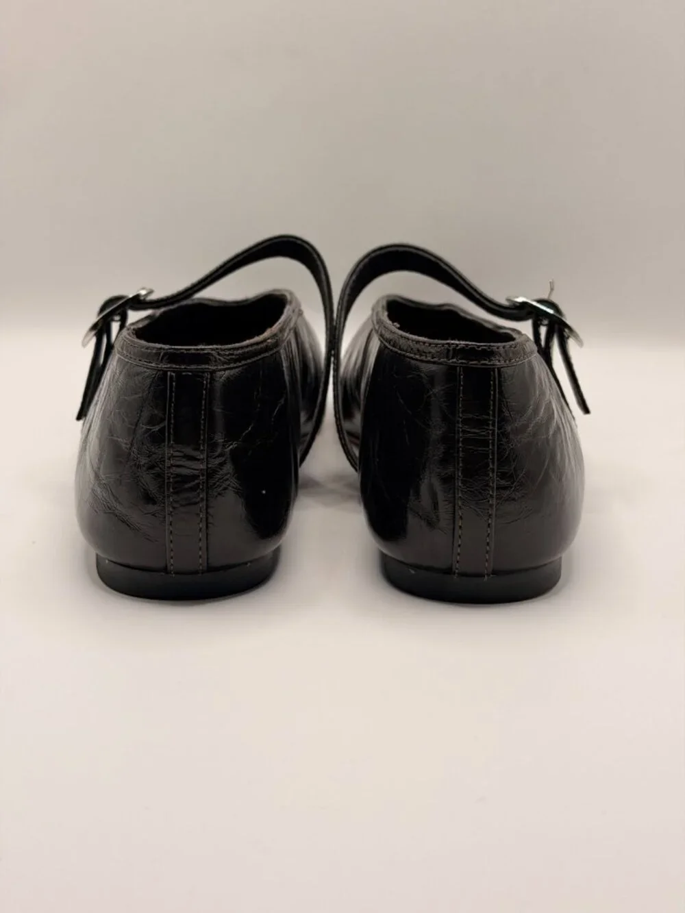 Tony Bianco Womens Bobbi Brown Crinkle Mary Jane Flat Sz 10